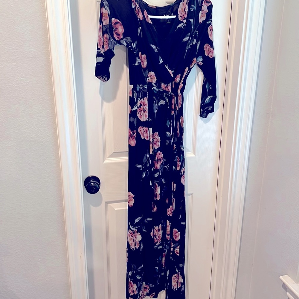 Like New Maxi Maternity Dress!